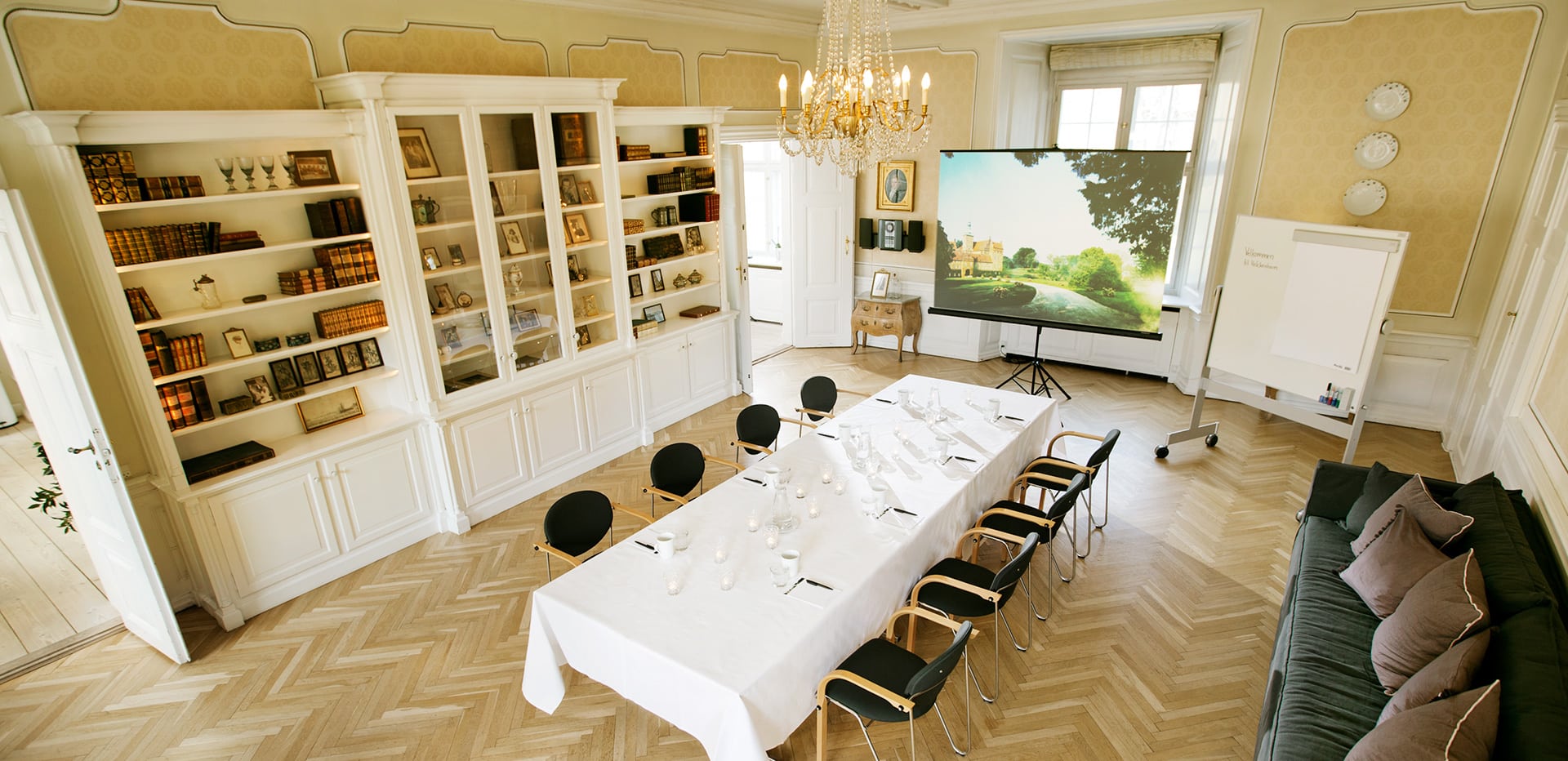 konference paa Holckenhavn Slot